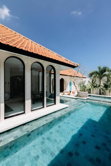 Design Villa Walking Distance To Echo Beach! Canggu  Exterior photo